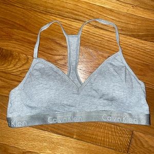 NWOT Calvin Klein bralette size large